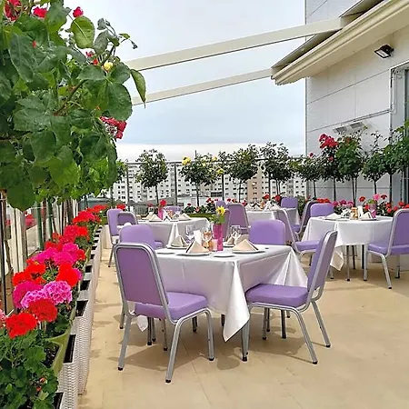Marshal Garden 4* Boekarest