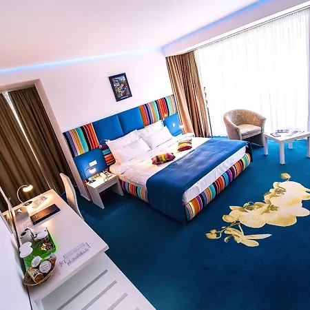 Marshal Garden 4* Βουκουρέστι