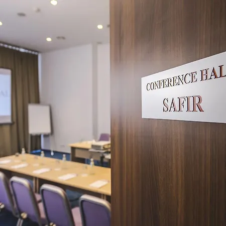 ホテル Marshal Garden 4*