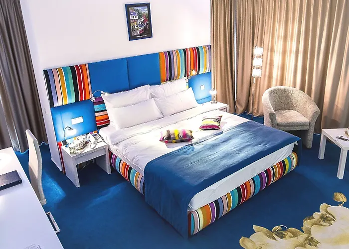 Marshal Garden Hotel 4*