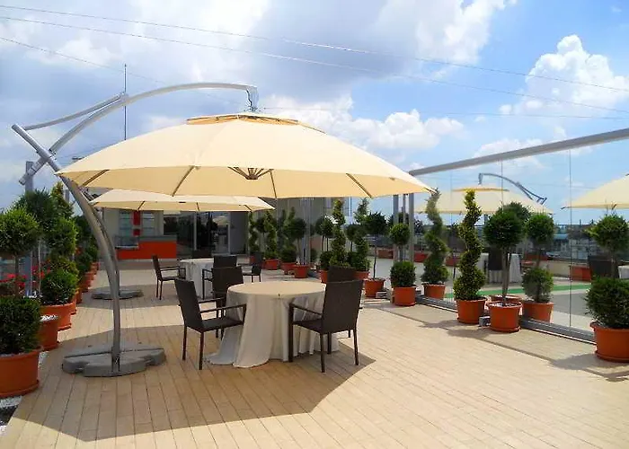 Marshal Garden فندق