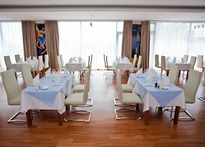 Hotel Marshal Garden 4*