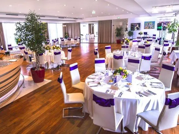 Hotel Marshal Garden 4*