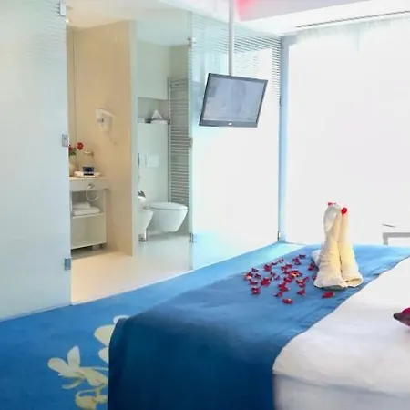 Hotell Marshal Garden 4*