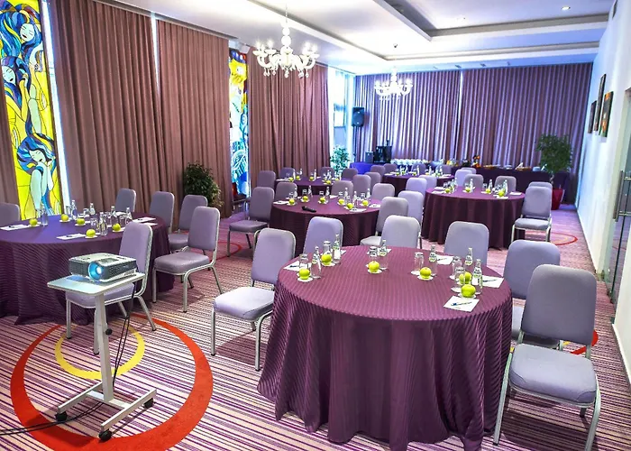 Marshal Garden 4* Βουκουρέστι